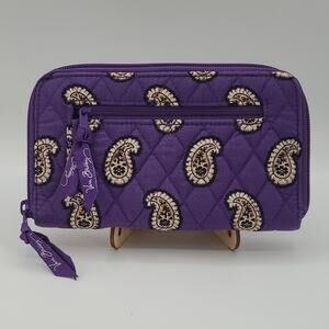 Vera Bradley Purple Wallet Simply Violet Zip Around Credit Card ID Holder Coin